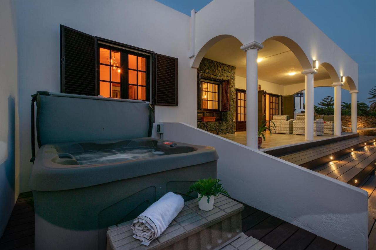 Villa Maylands Playa Blanca  Ngoại thất bức ảnh